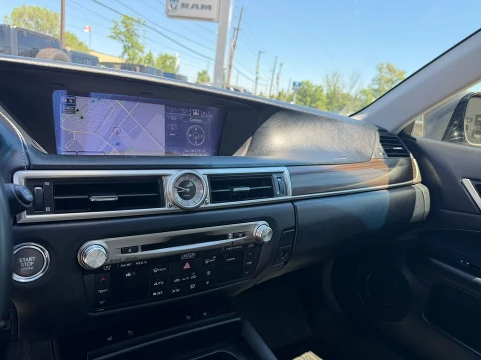 2013 Lexus GS 4th Gen - Image 17 of 20