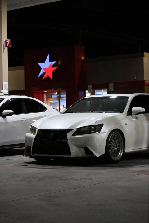 2013 Lexus GS 4th Gen - Image 4 of 12