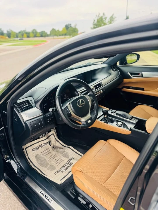 2013 Lexus GS 4th Gen - Image 18 of 20
