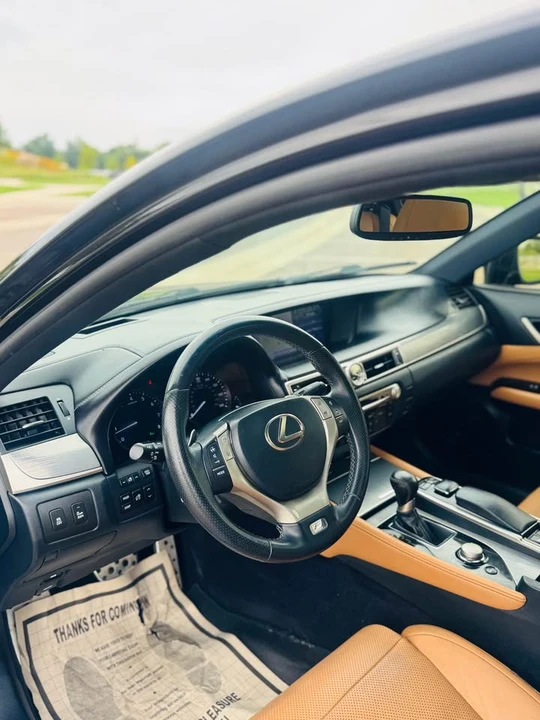 2013 Lexus GS 4th Gen - Image 19 of 20