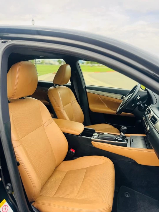 2013 Lexus GS 4th Gen - Image 16 of 20