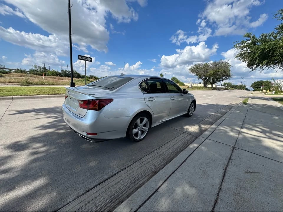 2013 Lexus GS 4th Gen - Image 3 of 11