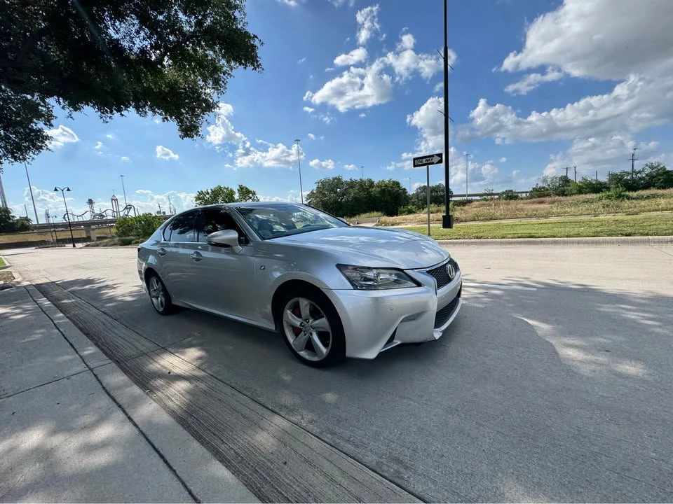 2013 Lexus GS 4th Gen - Image 2 of 11