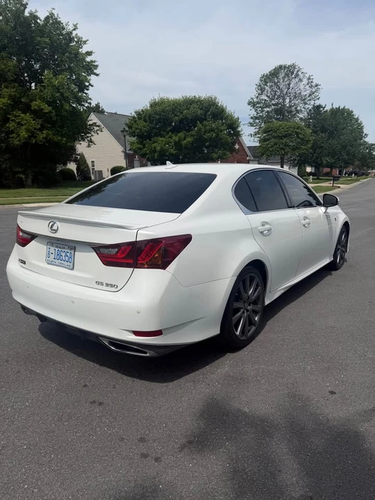 2013 Lexus GS 4th Gen - Image 4 of 16
