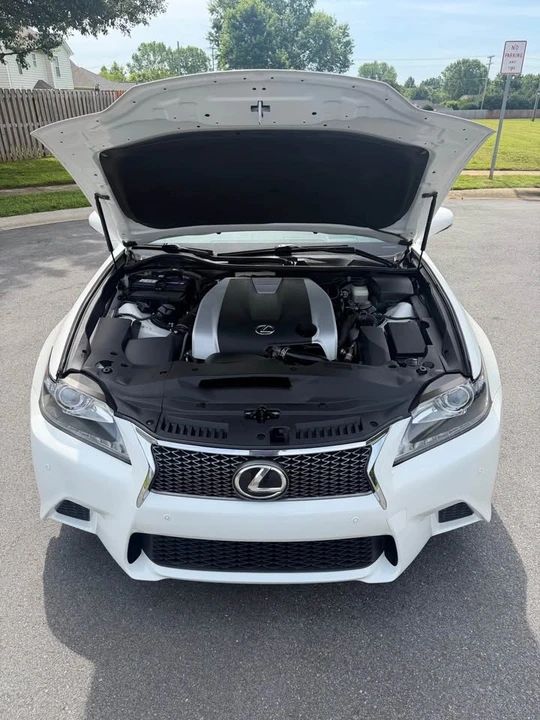 2013 Lexus GS 4th Gen - Image 12 of 16