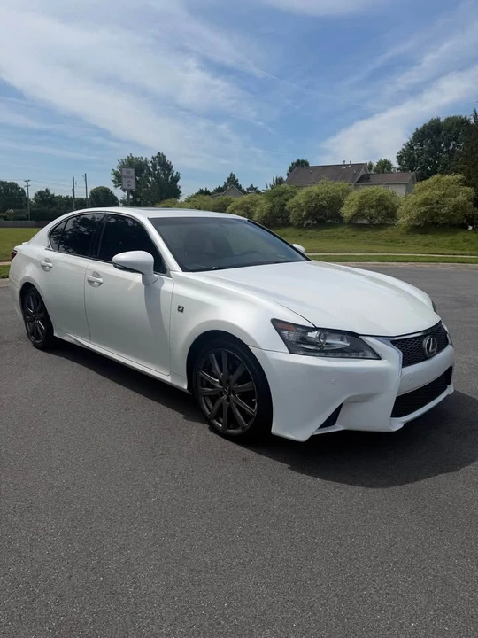 2013 Lexus GS 4th Gen - Image 5 of 16