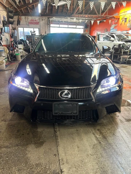 2013 Lexus GS 4th Gen - Image 2 of 20