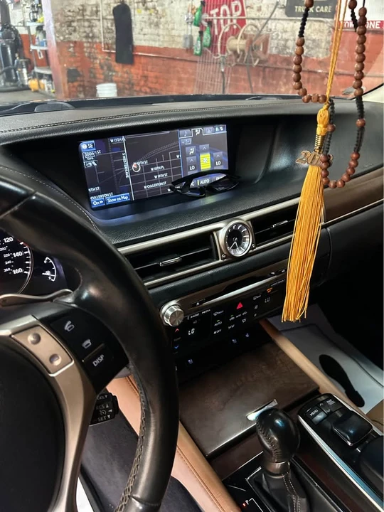 2013 Lexus GS 4th Gen - Image 15 of 20