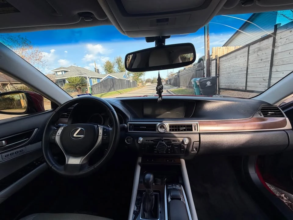 2013 Lexus GS 4th Gen - Image 9 of 10