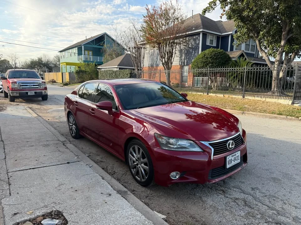 2013 Lexus GS 4th Gen - Image 4 of 10