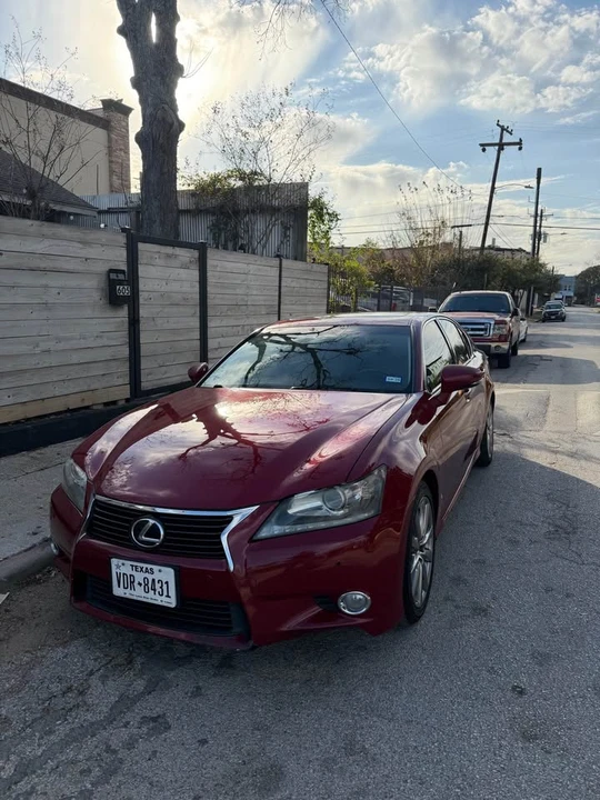 2013 Lexus GS 4th Gen - Image 2 of 10