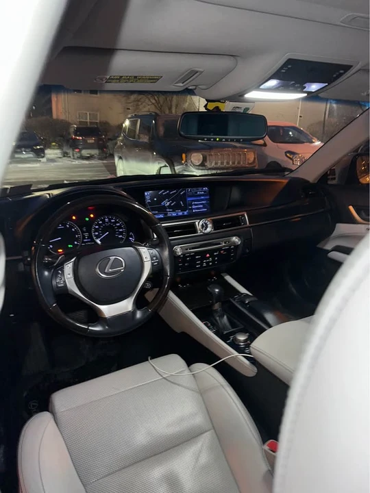 2013 Lexus GS 4th Gen - Image 14 of 20