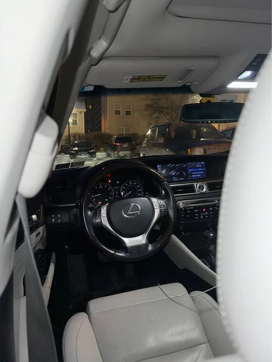 2013 Lexus GS 4th Gen - Image 19 of 20