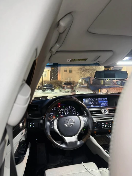 2013 Lexus GS 4th Gen - Image 16 of 20