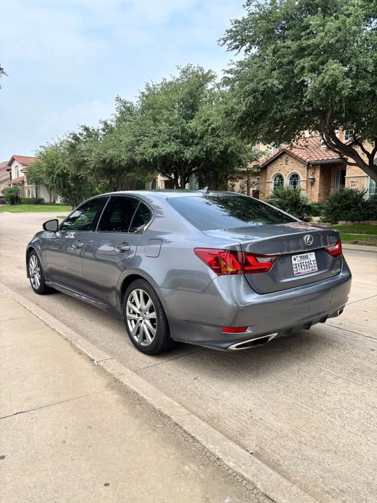 2013 Lexus GS 4th Gen - Image 5 of 15