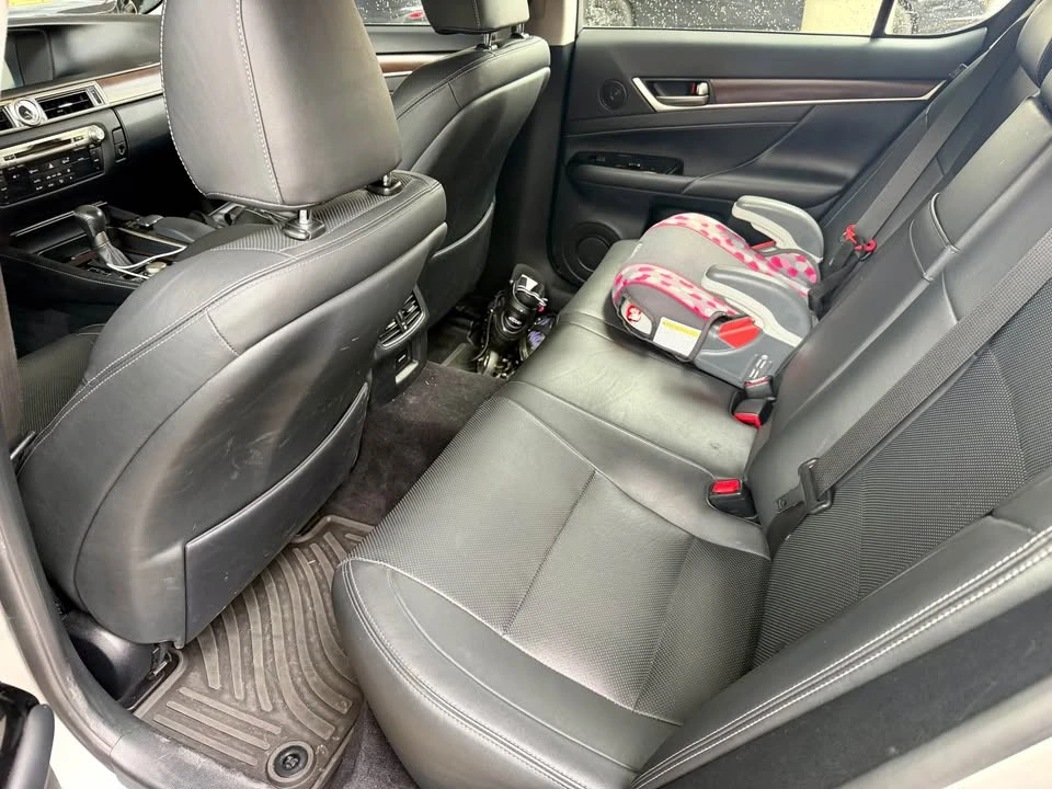 2013 Lexus GS 4th Gen - Image 10 of 12