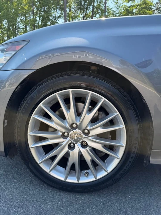 2013 Lexus GS 4th Gen - Image 13 of 17