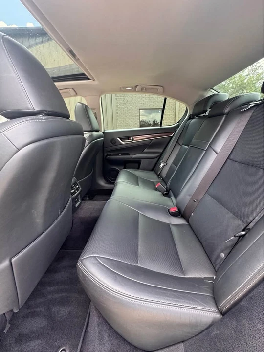 2013 Lexus GS 4th Gen - Image 12 of 20