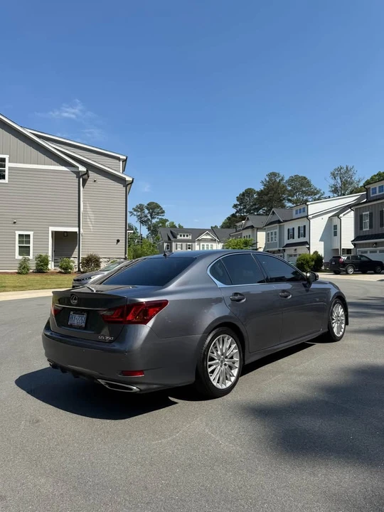 2013 Lexus GS 4th Gen - Image 4 of 17