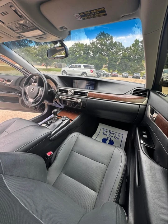 2013 Lexus GS 4th Gen - Image 15 of 20