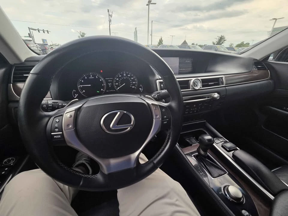 2013 Lexus GS 4th Gen - Image 8 of 9