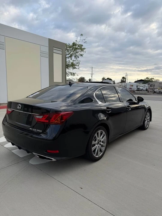 2013 Lexus GS 4th Gen - Image 8 of 21