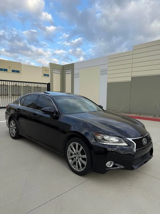 2013 Lexus GS 4th Gen - Image 4 of 21