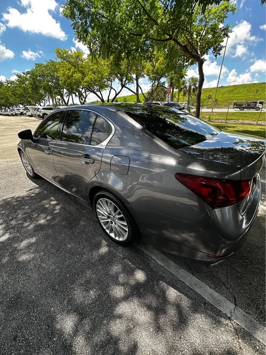 2013 Lexus GS 4th Gen - Image 8 of 20