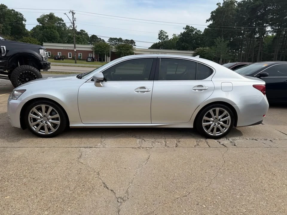 2013 Lexus GS 4th Gen - Image 2 of 20