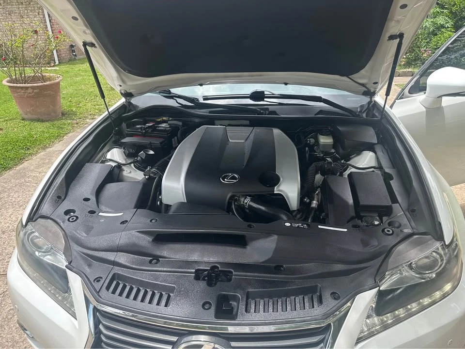 2013 Lexus GS 4th Gen - Image 5 of 15
