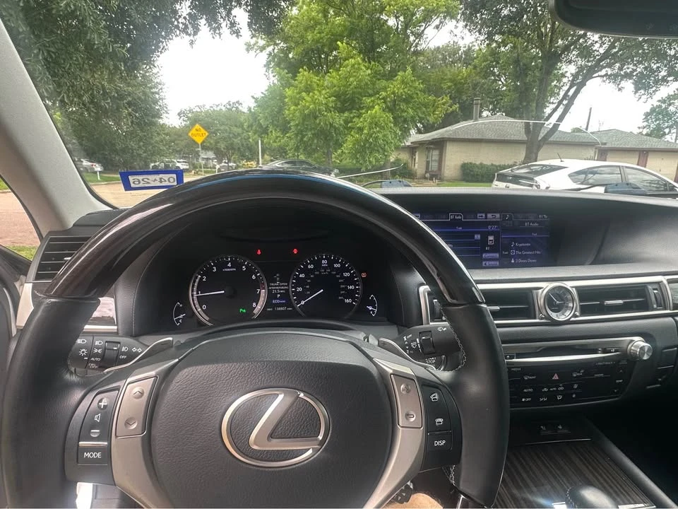 2013 Lexus GS 4th Gen - Image 12 of 15