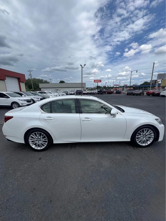 2013 Lexus GS 4th Gen - Image 13 of 18