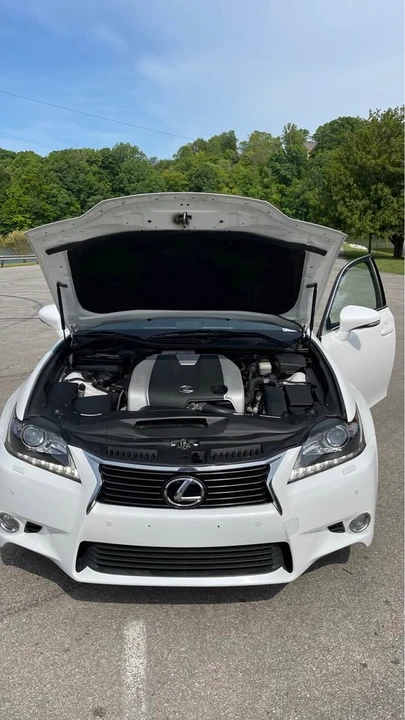 2013 Lexus GS 4th Gen - Image 10 of 19