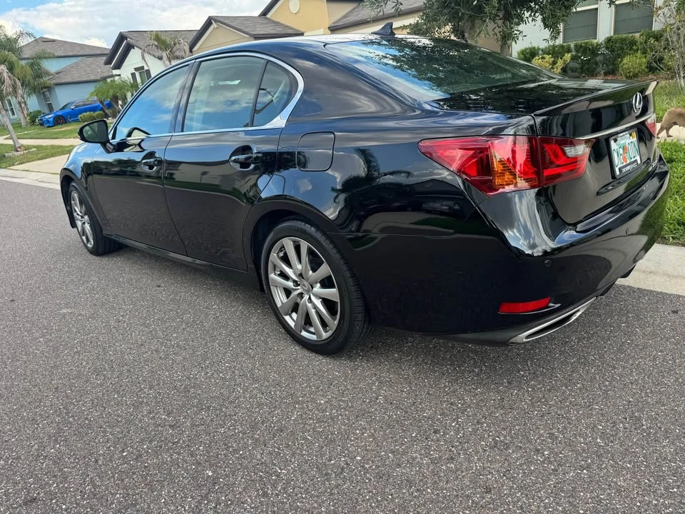 2013 Lexus GS 4th Gen - Image 9 of 20