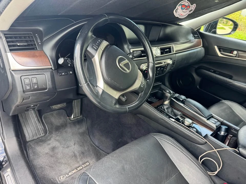 2013 Lexus GS 4th Gen - Image 19 of 20