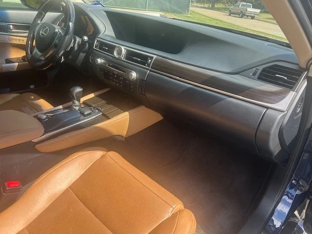 2013 Lexus GS 4th Gen - Image 9 of 23