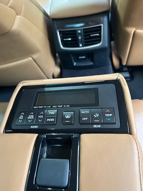 2013 Lexus GS 4th Gen - Image 22 of 23