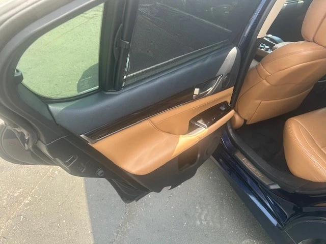 2013 Lexus GS 4th Gen - Image 14 of 23