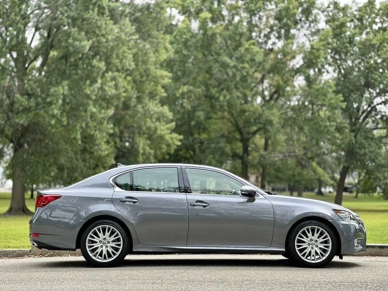2013 Lexus GS 4th Gen - Image 8 of 12
