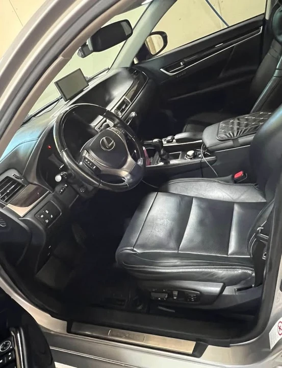 2013 Lexus GS 4th Gen - Image 4 of 6