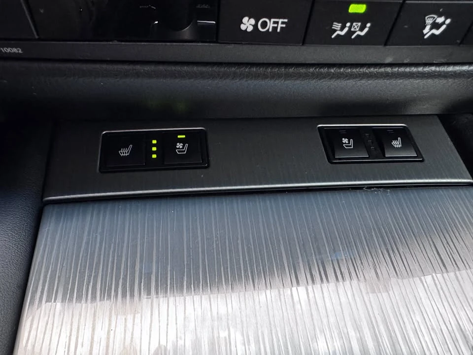 2013 Lexus GS 4th Gen - Image 15 of 20