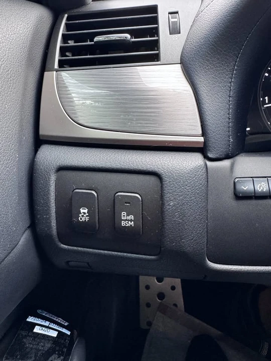 2013 Lexus GS 4th Gen - Image 12 of 20