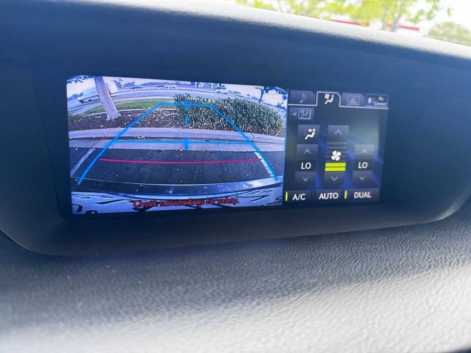 2013 Lexus GS 4th Gen - Image 17 of 20
