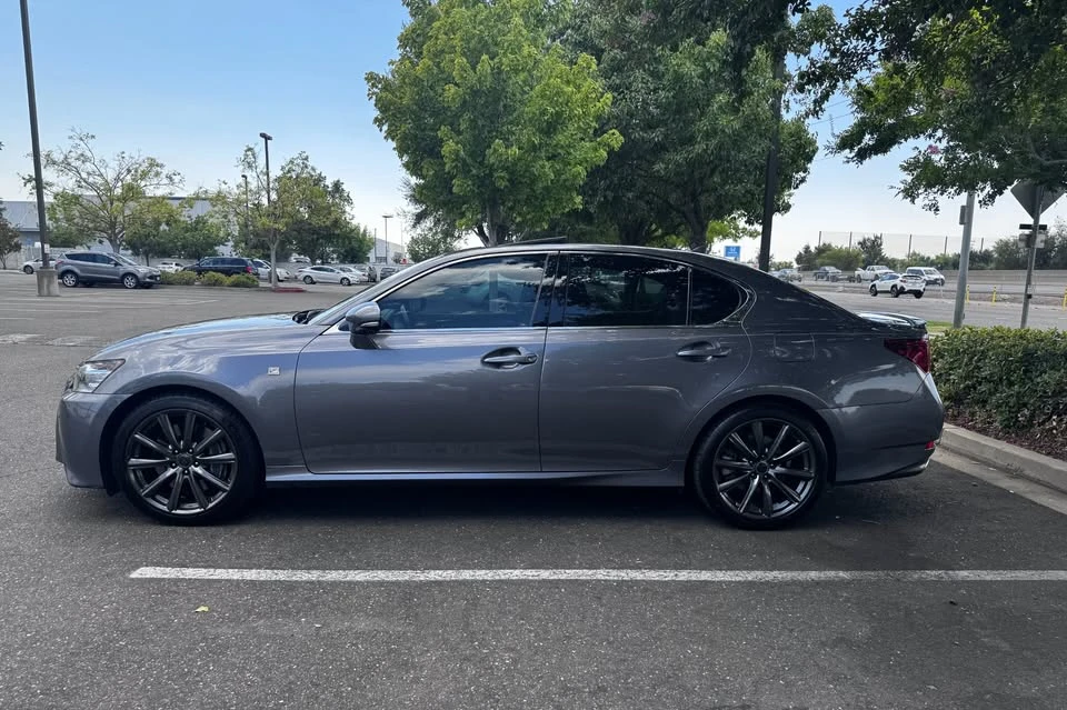 2013 Lexus GS 4th Gen - Image 2 of 20