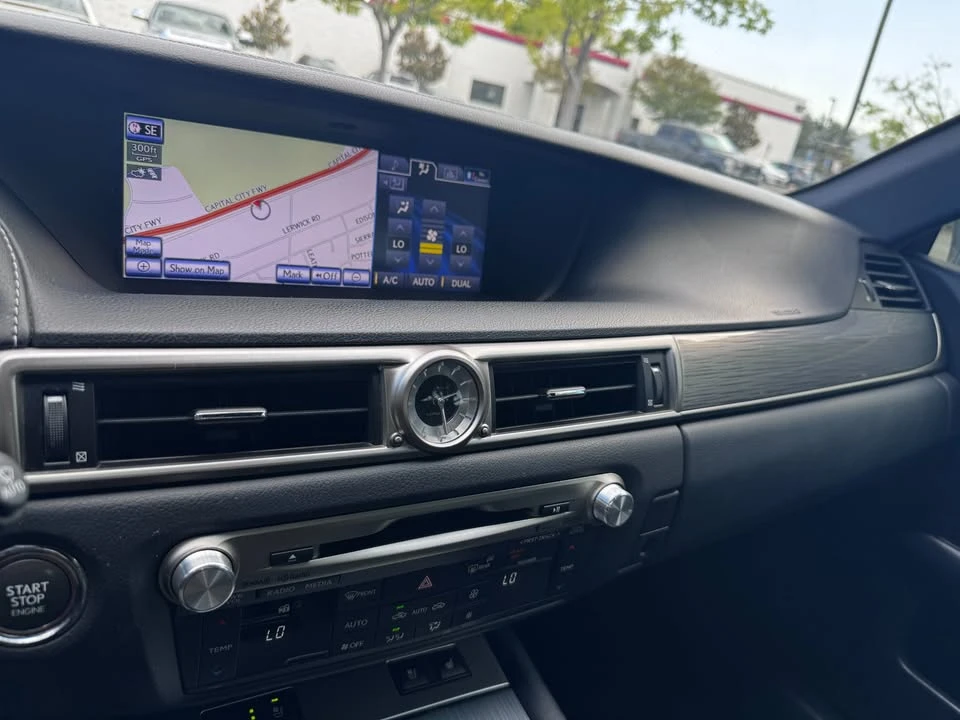 2013 Lexus GS 4th Gen - Image 18 of 20