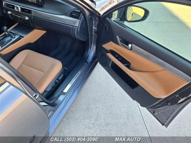 2013 Lexus GS 4th Gen - Image 19 of 21