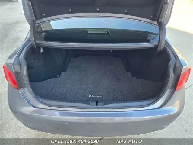 2013 Lexus GS 4th Gen - Image 17 of 21