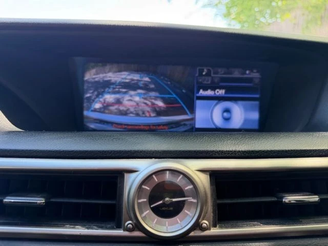 2013 Lexus GS 4th Gen - Image 26 of 31