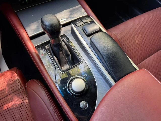 2013 Lexus GS 4th Gen - Image 29 of 31