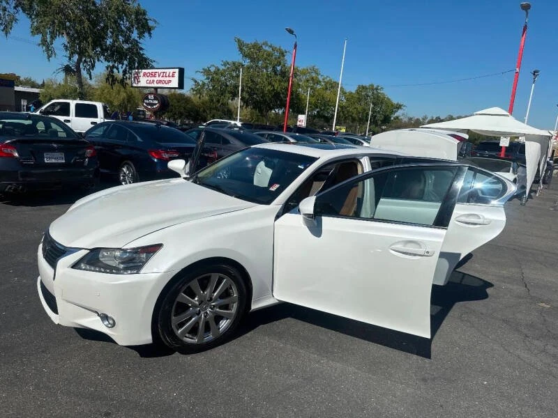 2013 Lexus GS 4th Gen - Image 15 of 15